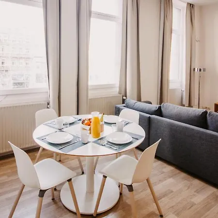 Central And Cozy In Bruxelles Extérieur photo